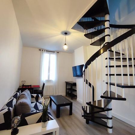Ferienwohnung La Vie En Blanc Et Noir Maisons-Laffitte Exterior foto